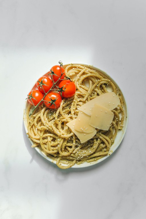 Experience the Delight: Savoring Pasta with Tomatoes and Feta