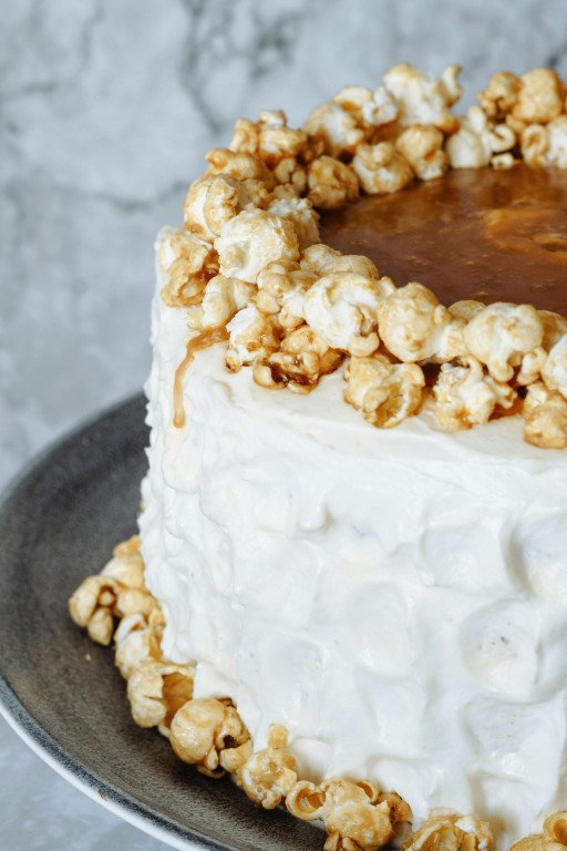 The Ultimate Guide to Making Cheddar Caramel Popcorn at Home
